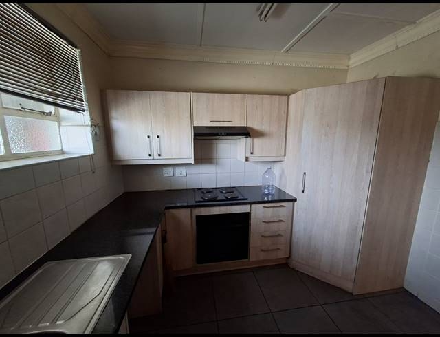 1 BEDROOM APARTMENT FOR SALE IN LAMBTON